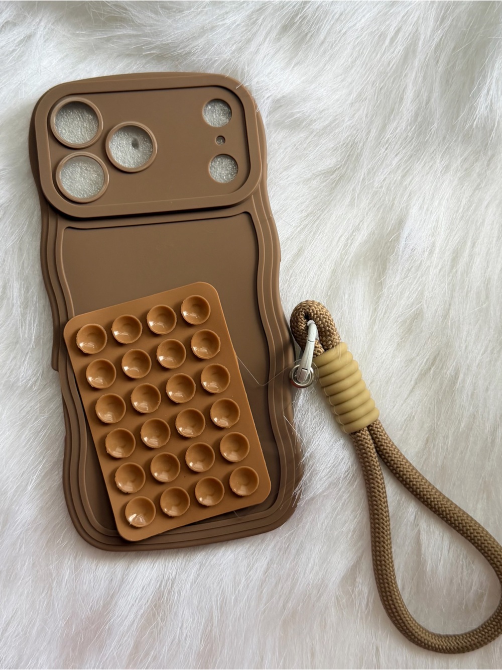 Soft-Touch Brown Silicone Phone Case with Pop Tray and Strap iPhone 17 pro max